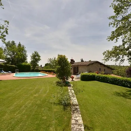 Aia Di Ama Villa *