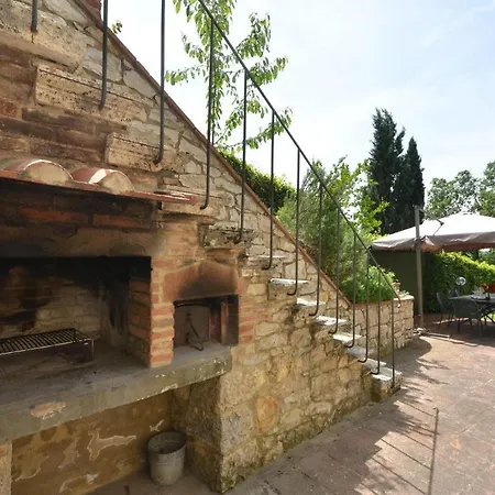 Aia Di Ama Villa